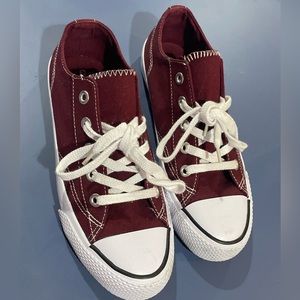 Airwalk ‘converse’ like sneakers